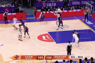 CBA也终于有了大片儿。昨晚北控和深圳队比赛中的绝杀，反绝杀。堪称史诗级的大片儿