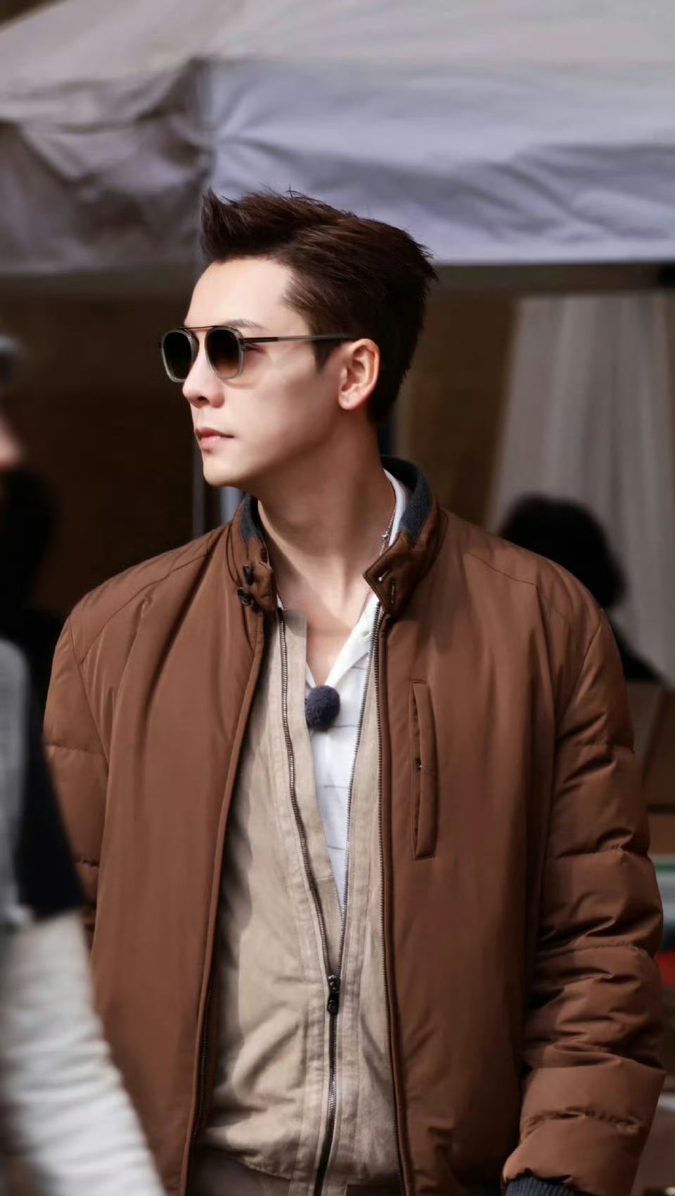 陈伟霆老钱风造型也是到了综艺里哈哈哈我们好命哥就是老钱风代名词