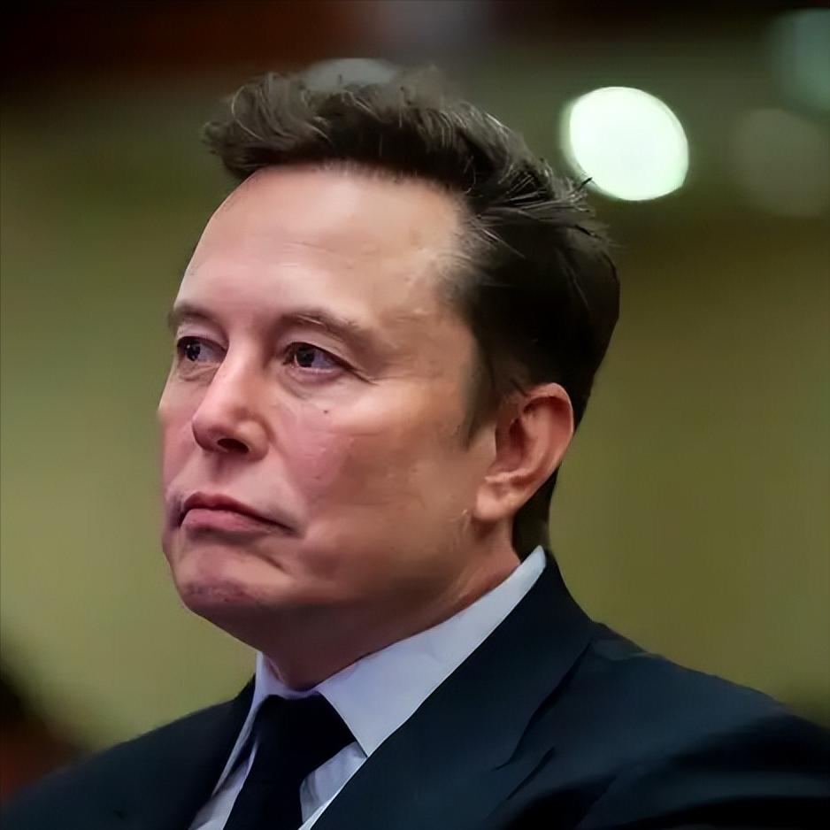 马斯克恐怕要睡不着觉了！砸上百亿美元，把射出去的火箭捡回来反复用，眼看就要通吃全