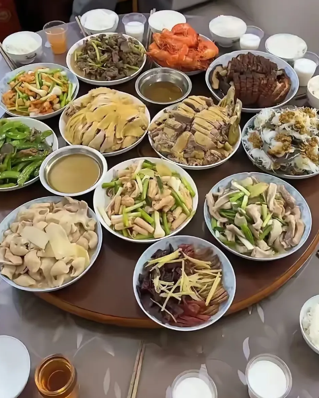 广西、云南、四川老表晒美食！大家更喜欢哪里的美食