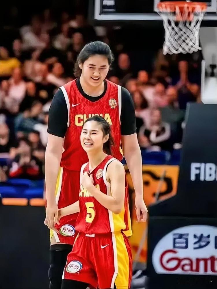 中国女篮狂胜韩国35分，转头名古屋亚运会被看衰拿银牌？半年前亚洲杯，91-6