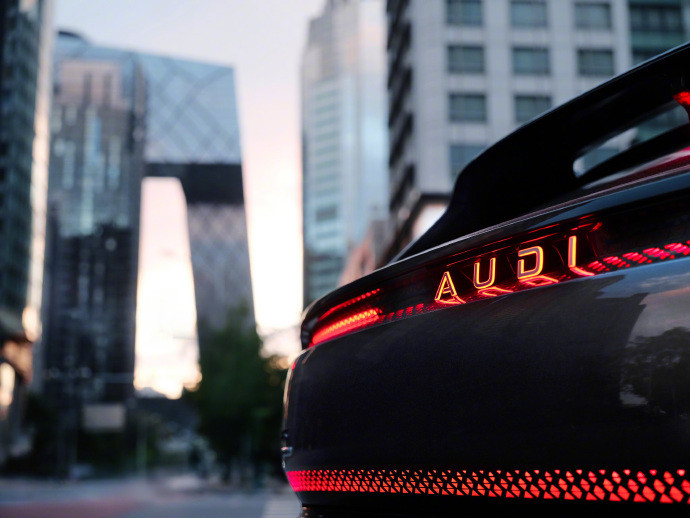 这车型的线条和奥迪E5简直是“双胞胎”✨2026年和E5的设计感高度