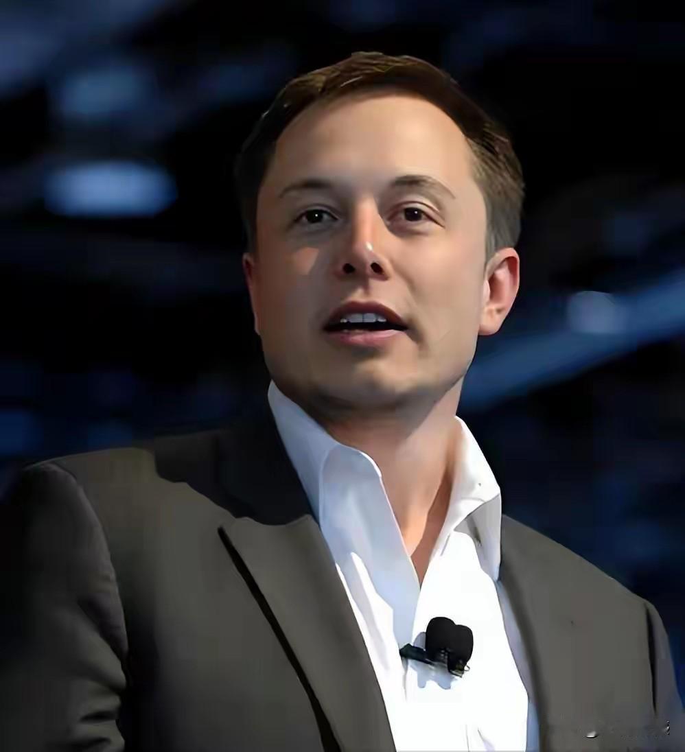 马斯克是一个天才，据说是天才人物，都会有一些癖好的，在他身上的癖好也很明显，女友