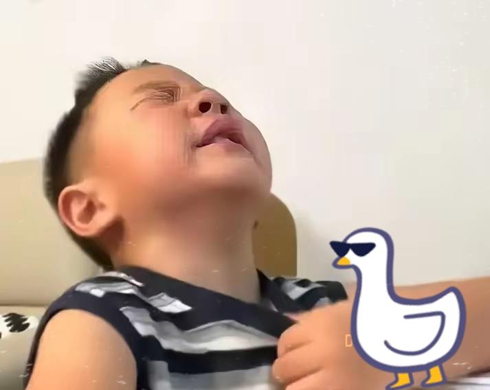 儿子说：我不想活了！母亲说：我和你爸早就不想活了！儿子说：你们咋不死呢？