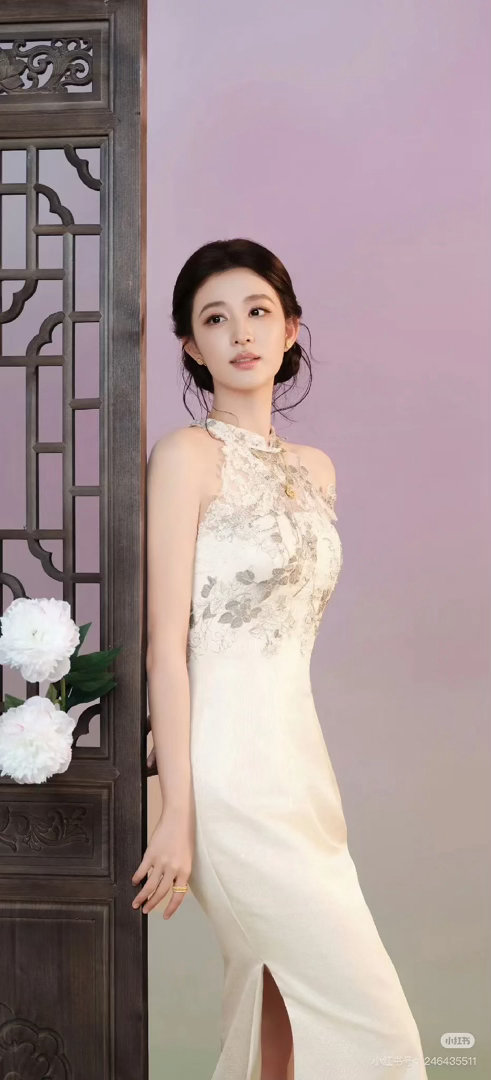 王楚然王玉雯谁的身材更好？​​​