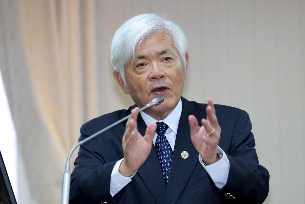 选委会主任李进勇今（7日）赴立法机构报告业务概况并备质询，国民党许宇甄提到，李进
