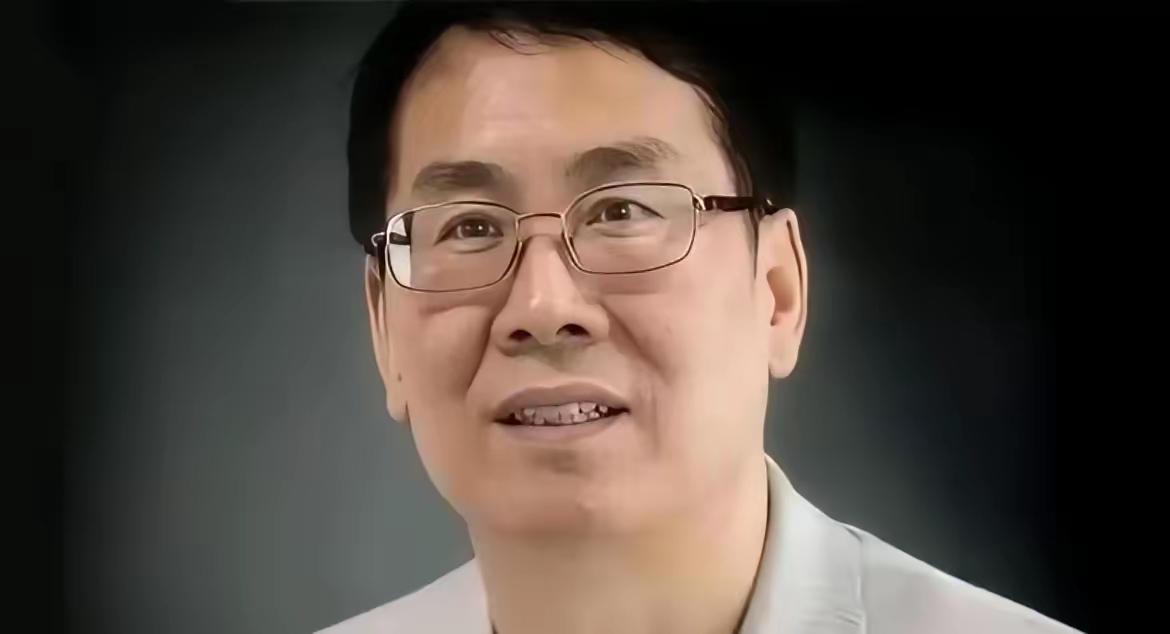 真是聪明反被聪明误,宗泽后要哭晕在厕所了。十一刚推出“娃小智”对标宗馥莉的