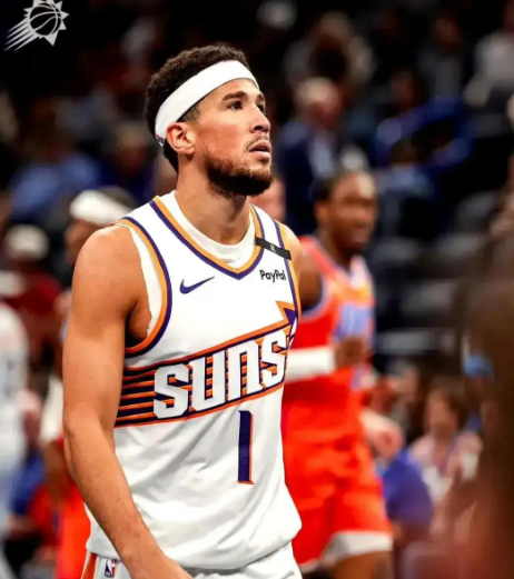 NBA收入最高的十位球星，谁最名不副实？没有对比，就没有伤害！第十位：达米安