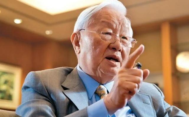 台积电创始人张忠谋，受访时语出惊人：“我真的认为，我的国家——美国，仍然是世界的