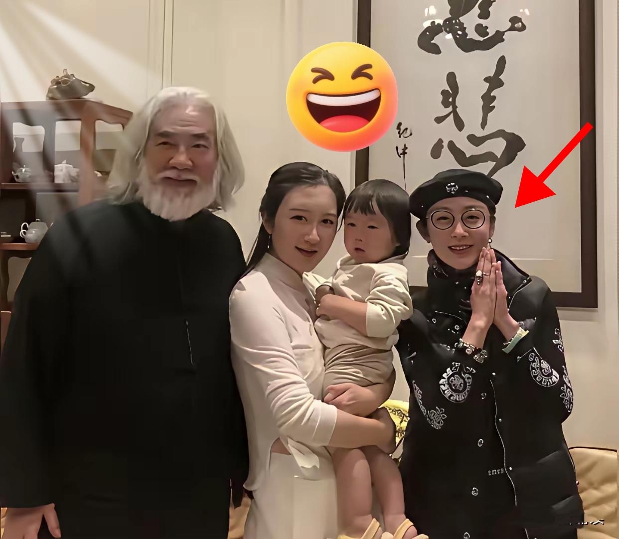 这下好了，全网都知道了，张纪中的岳母看起来比他媳妇还要年轻漂亮​杜