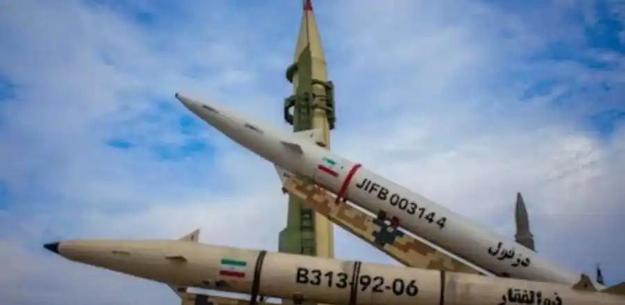 伊朗发射的弹道导弹，越来越少。从开战第一天发射350枚弹道导弹，到第四天发射的5