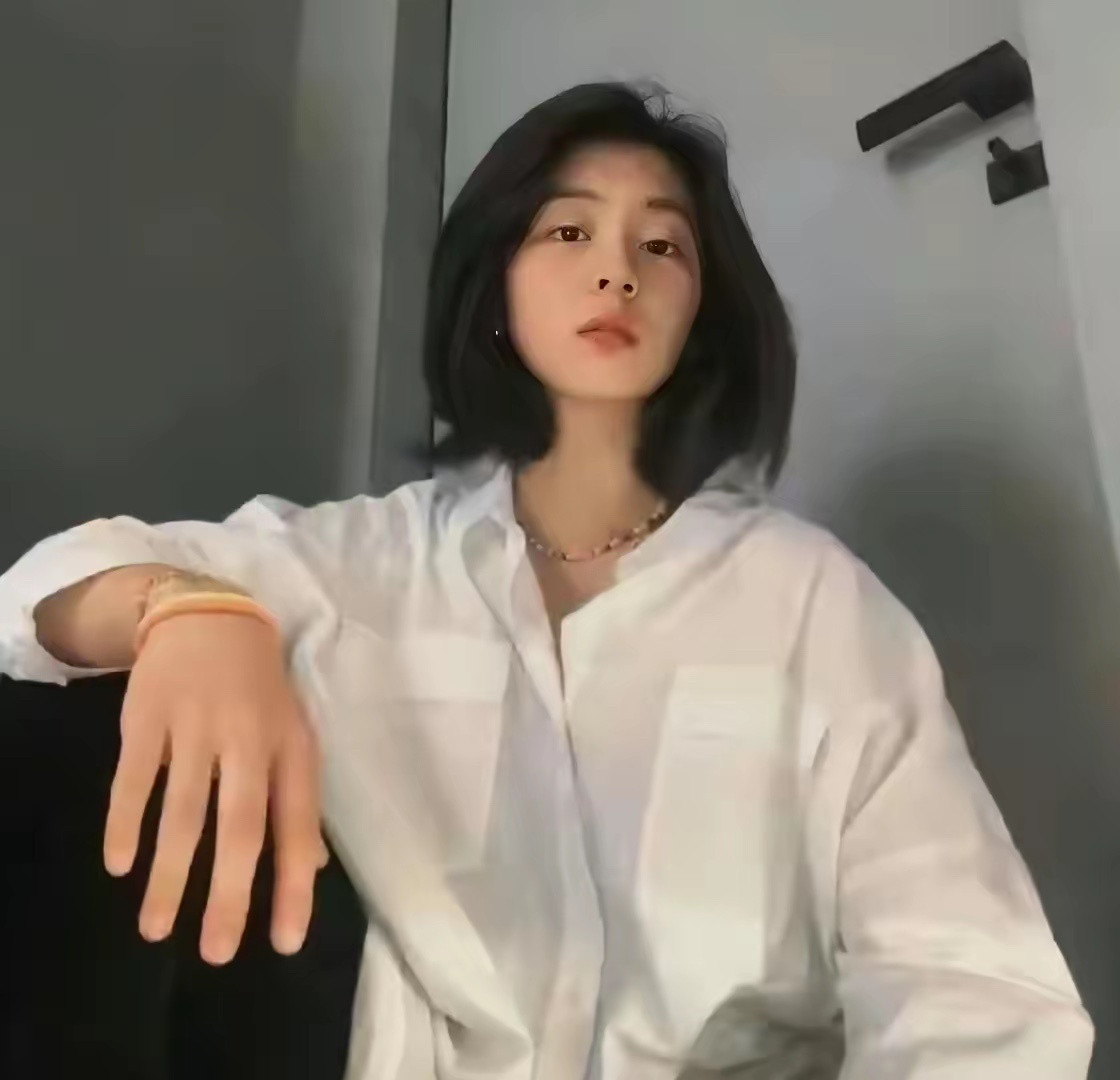 王诗龄和黄多多的照片英式教育和美式教育的区别具象化了