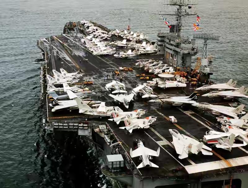 中国奉行防御性国防政策，从无主动挑事、靠战争立威的意图，但面对主权挑衅绝无退让，