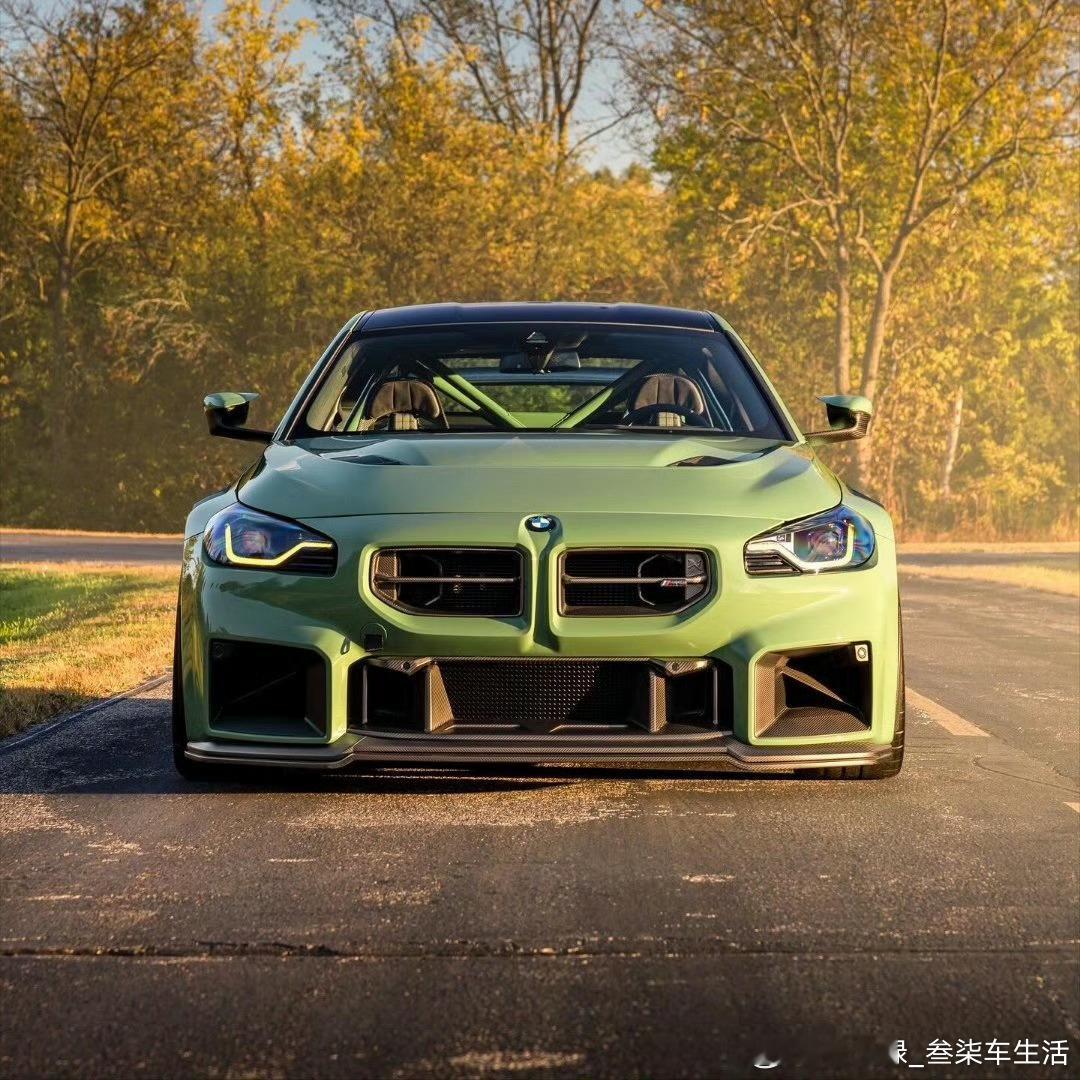 宝马m2这个颜色真漂亮宝马