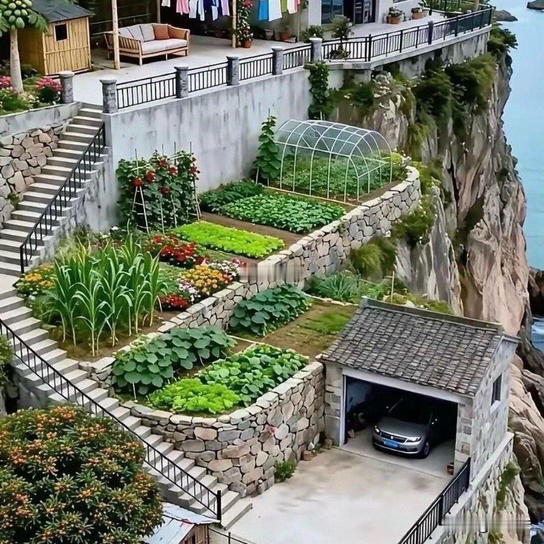 这种小院是真不错，30万能建得了吗？