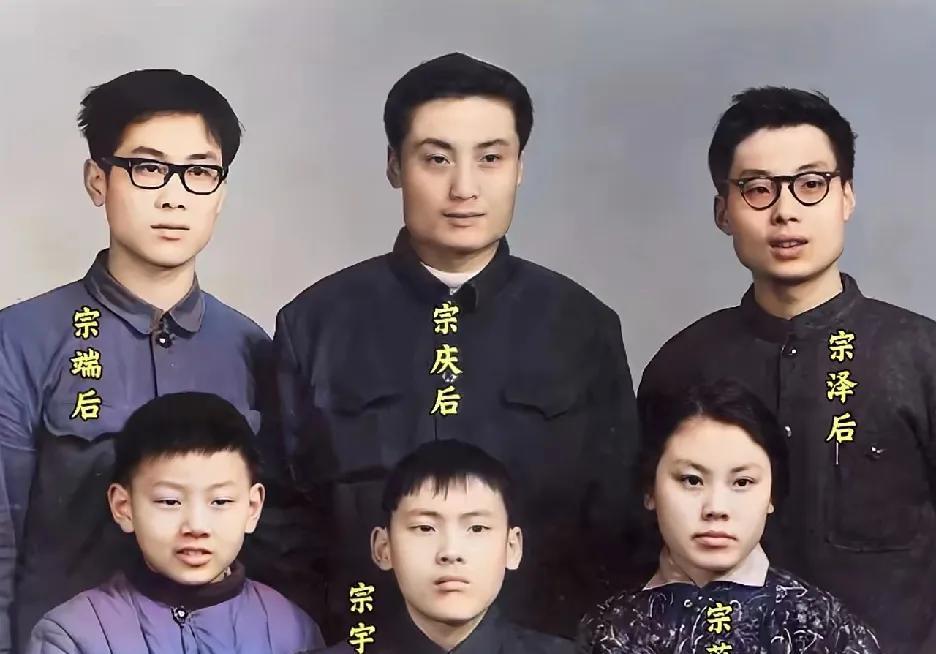 说点什么好呢？比宫斗还曲折，丰富！