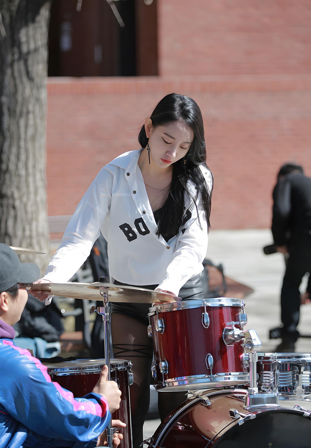 漂亮的艺术家（二）