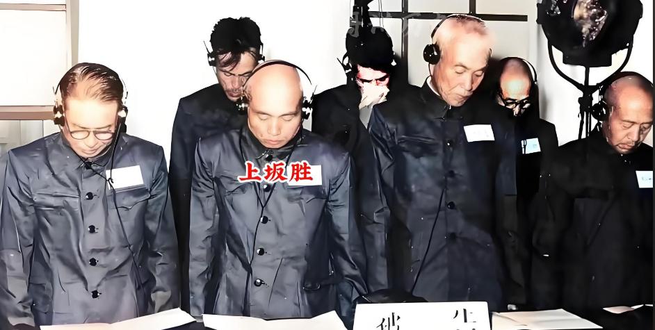 既然日本全民性的无耻，执意要参拜靖国神厕，那中国也不必给他脸，把当年审判日本战犯