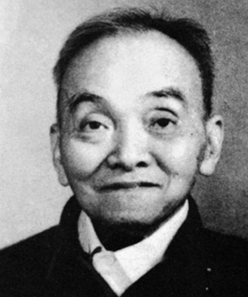 1949年，地下党被判死刑，临行刑前去上厕所，看守意味深长地说：“早去早回”，地