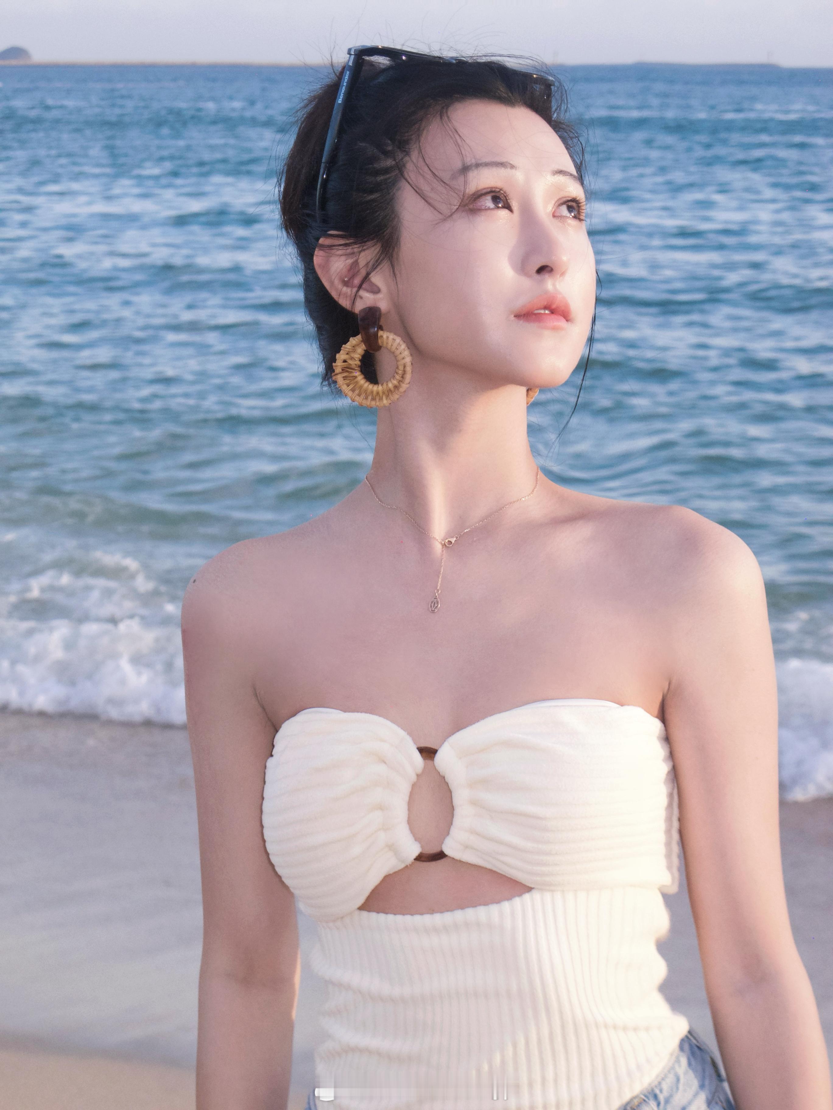 朱圣祎海边假日碎片🌊