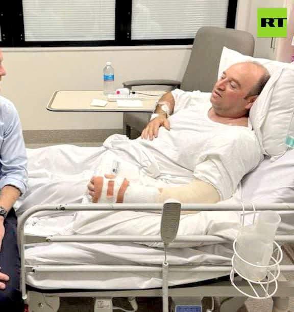 在澳大利亚海滩上救人的英雄艾哈迈德现年43岁，是叙利亚裔澳大利亚公民，经营一家水