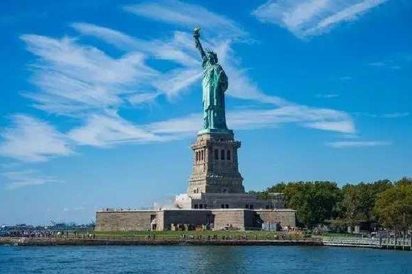 时代变了！中国的反制开始了。 11月30日，商务部重磅官宣一则消息，瞬间引发