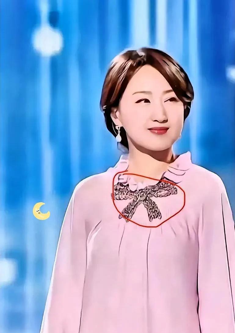 湖南卫视的导演都懵了，杨钰莹也懵了，湖南卫视的导演和杨钰莹没想到的是，特意为