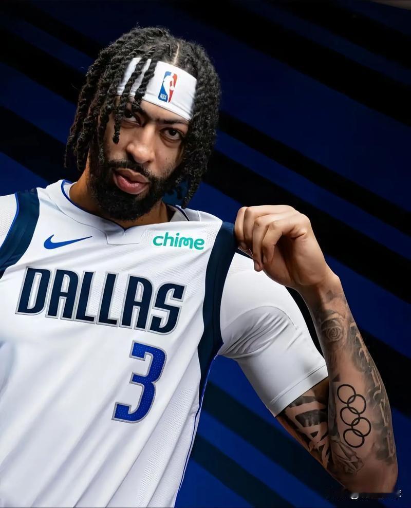 NBA新赛季，西部15支球队首发大前锋一览：雷霆：霍姆格伦23岁身高