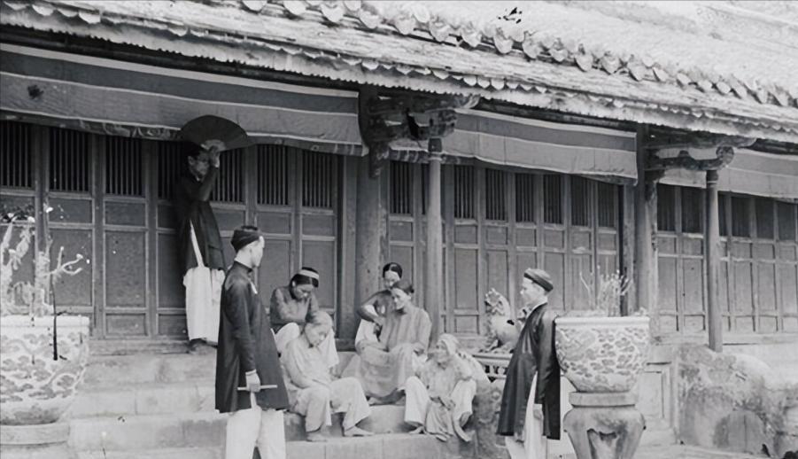 清末最后一批守陵人，王朝覆灭之后，他们靠什么活了下来？1928年，一支军队开