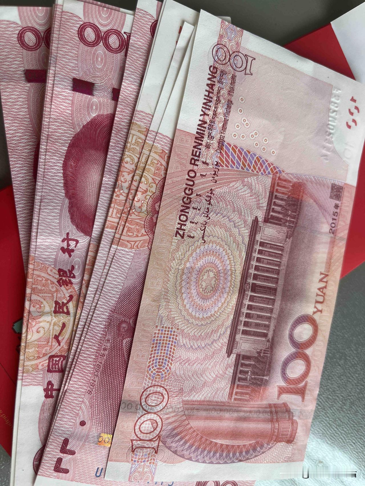 想借着让农村母亲帮我带孩子为由，每月给她开3000，吃喝剩下的都是她的，谁知母亲