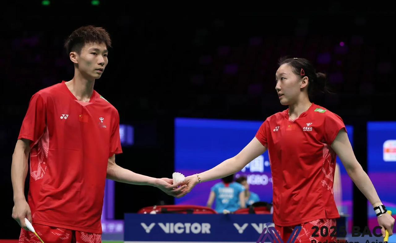 2025超级750日本羽毛球公开赛冠亚军榜!混双，🏆蒋振邦/魏雅欣🥈德差波