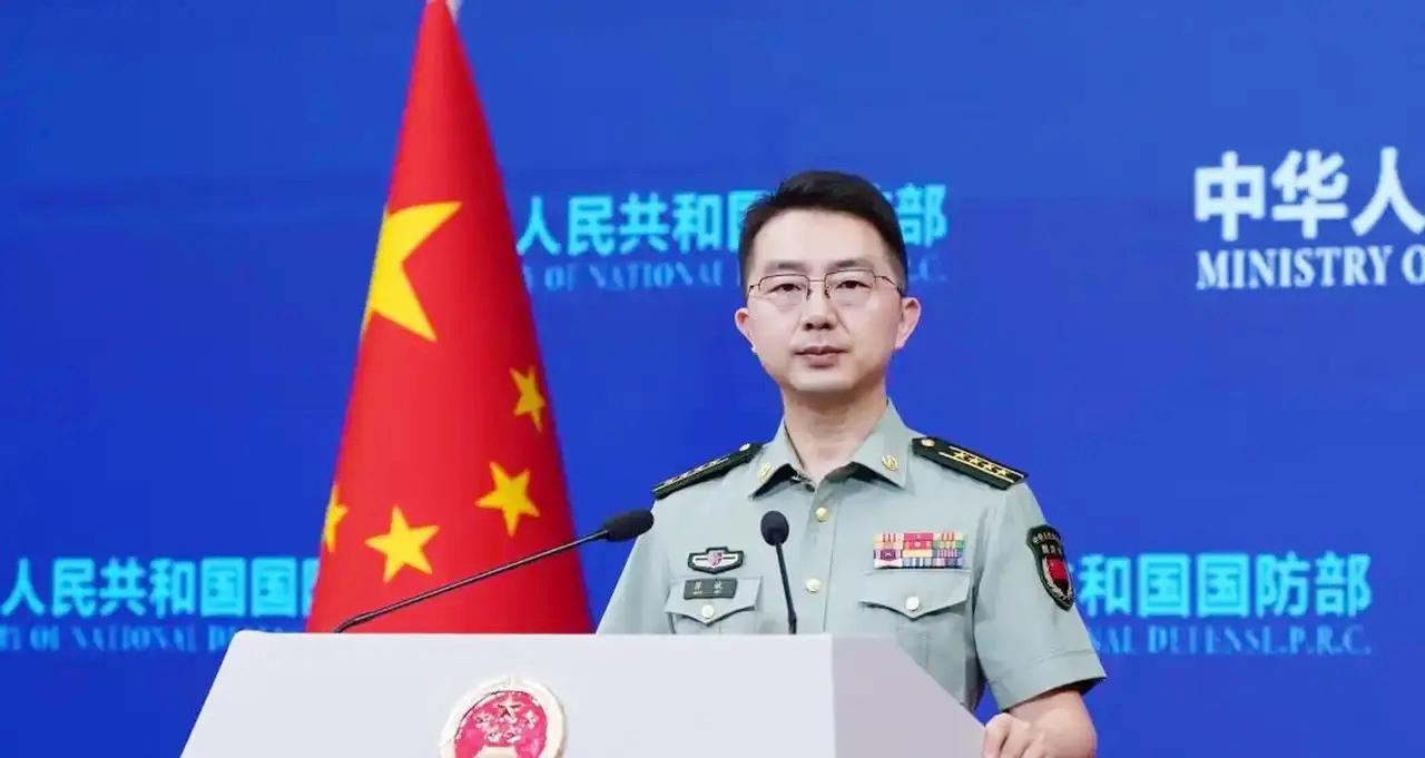 终于，国防部说出全国人民最盼的那句硬气话！1月16日新闻发布会上，军方对