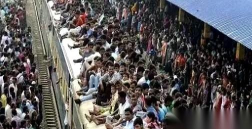 我算是看明白了，有些东西，比饿死人还重要。就那个视频。一个男人，往浑浊的恒河