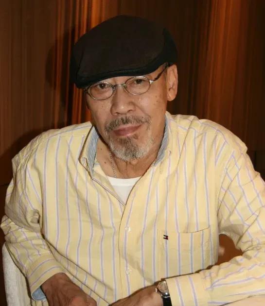 冯淬帆直接说王晶：他根本不会拍电影！以前拍的喜剧，哪叫喜剧？就是尴尬的闹剧，现在