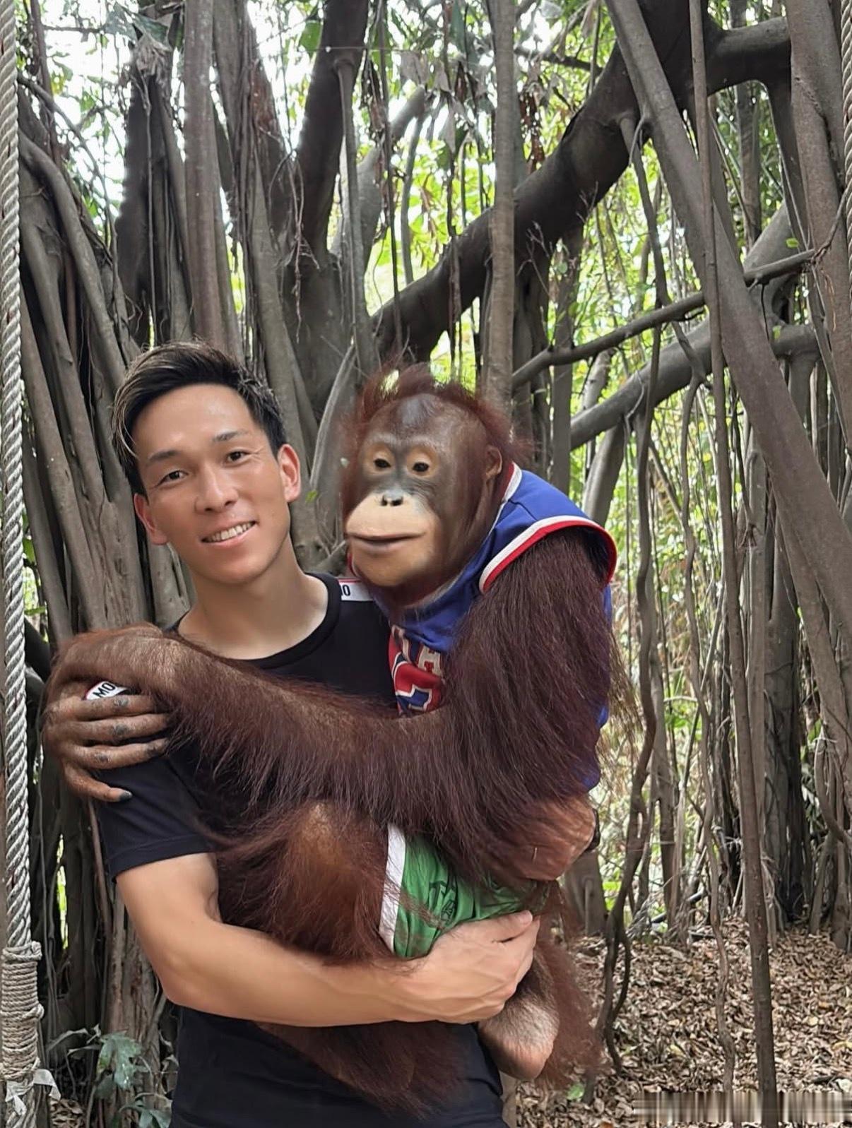 辽宁铁人邦本在泰国玩挺好。辽宁铁人足球俱乐部