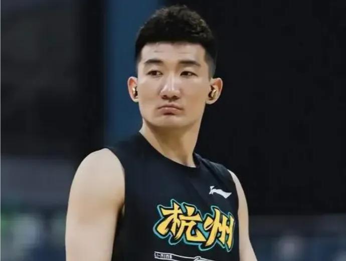 广厦状态起伏难平，孙铭徽陷入独木难支的困境历经夏季联赛与四国邀请赛的多场较