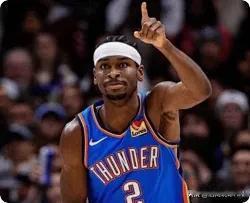 NBA目前正延续的连续得分20+:1、雷霆队亚历山大，场均31.9分，已连续