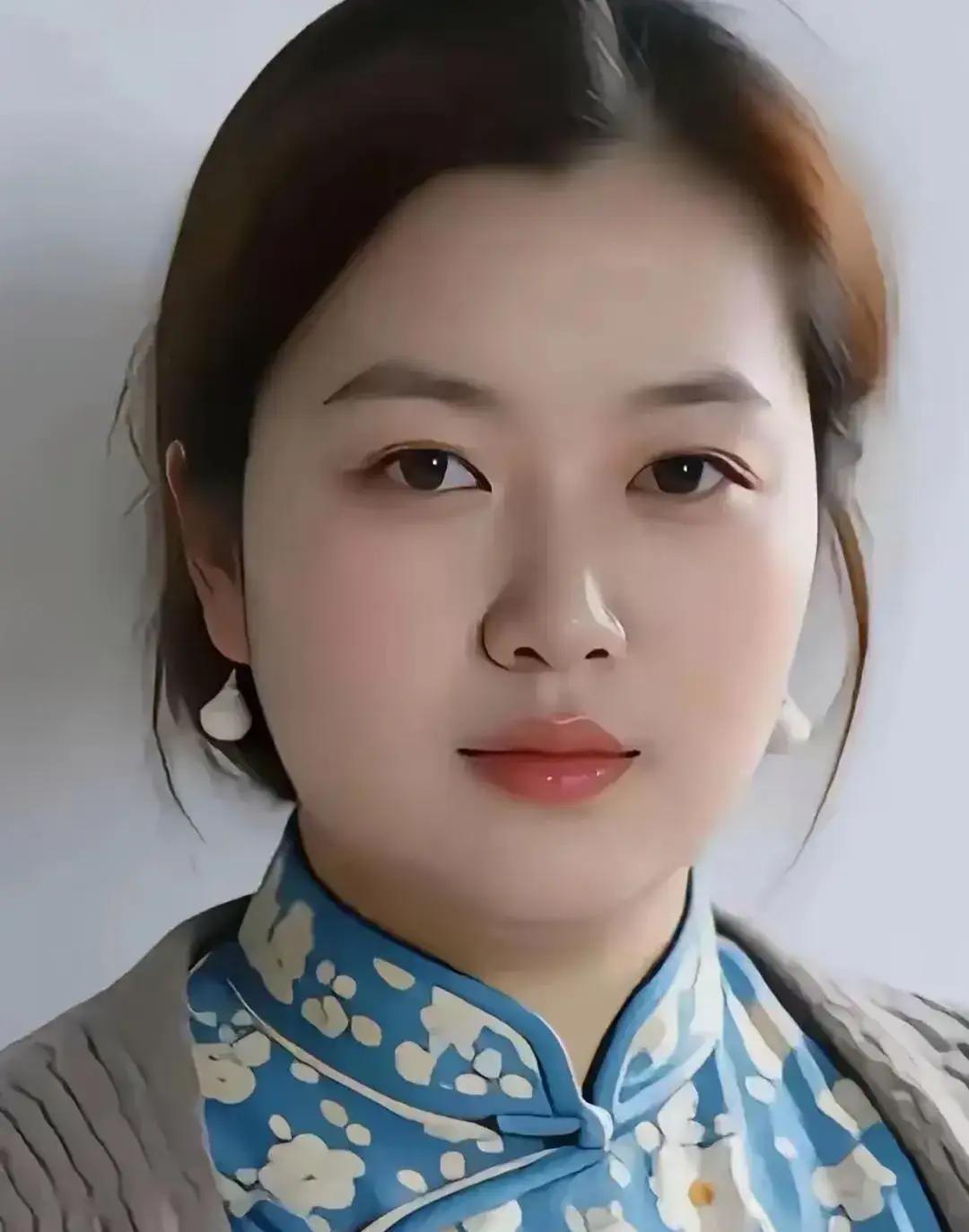 《【中吕】山坡羊·生活十悟》（一）饱食为先饥肠雷动，天塌也先盛饭瓮。