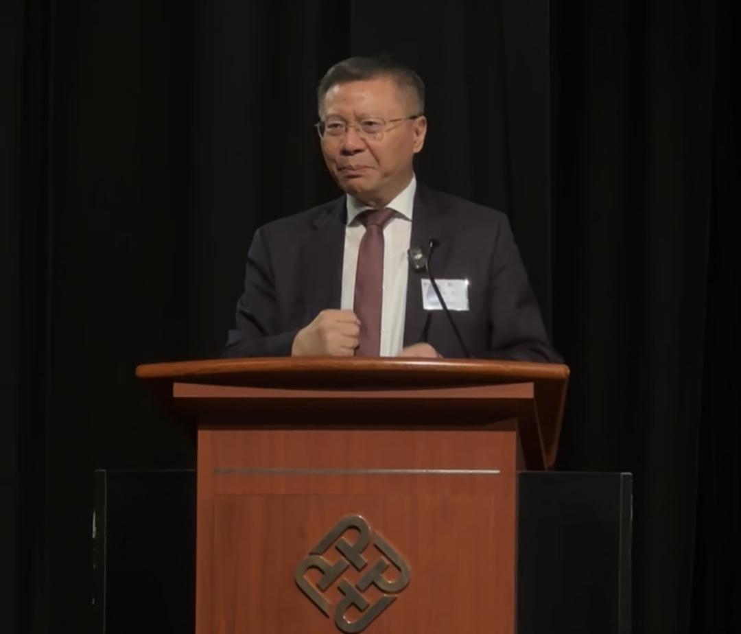 张维为到香港理工大学演讲的一个小插曲。这一次，复旦大学张维为教授到香港理工大学