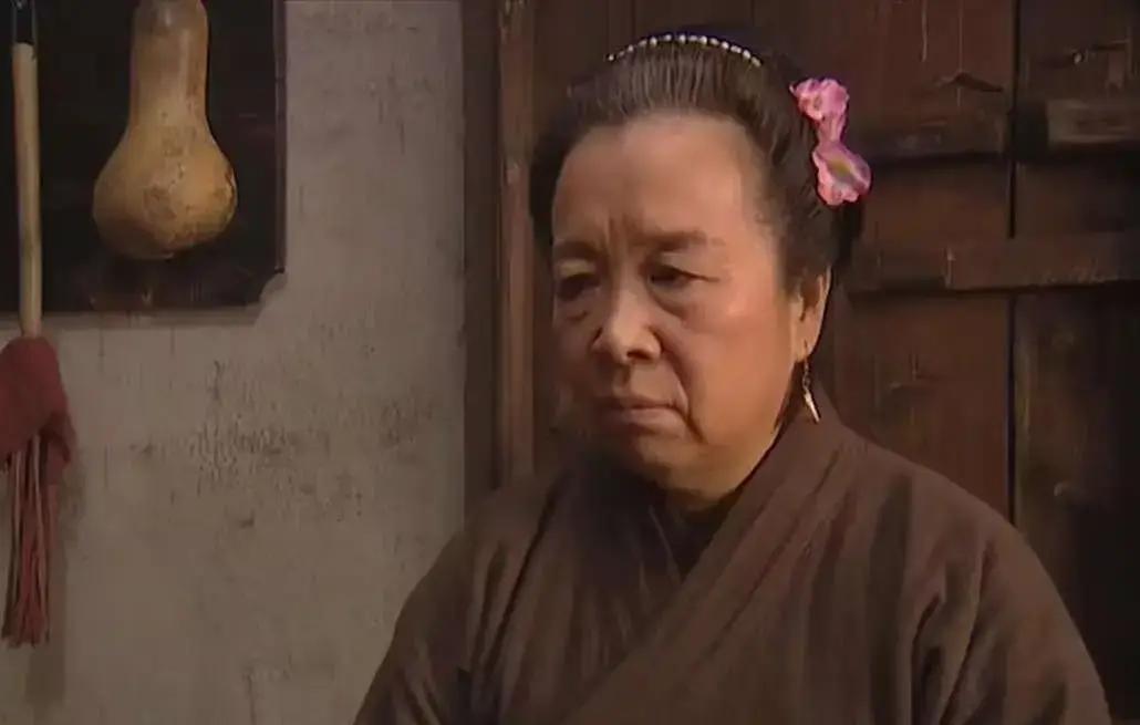 王婆，一个茶坊寡妇是怎么在宋朝活下来的？"老身为头是做媒，又会做牙婆，也会抱