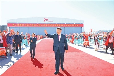 习近平返回北京