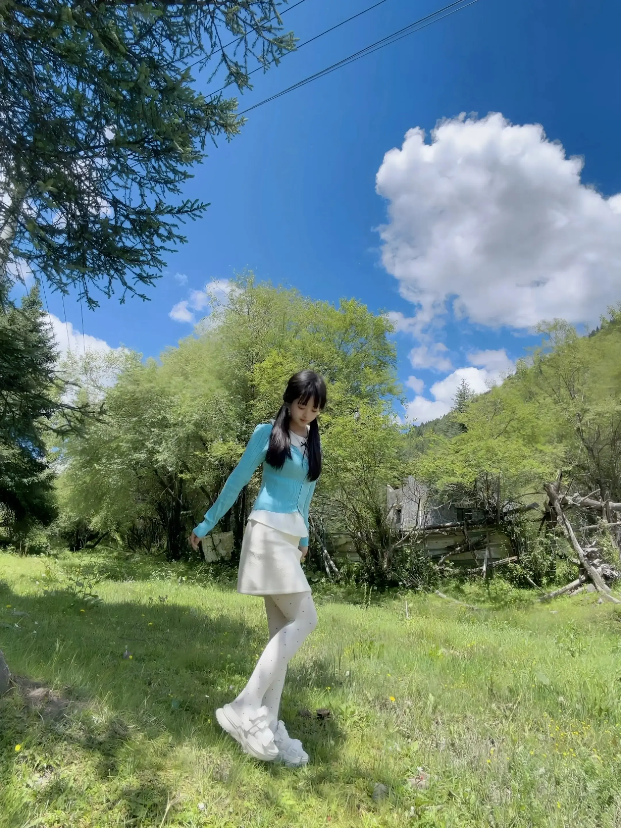 🌿𝒞𝒶𝓇𝑒𝒻𝓇𝑒𝑒ノᡣ𐭩 躲进无边绿意里，做一阵无忧无虑的风