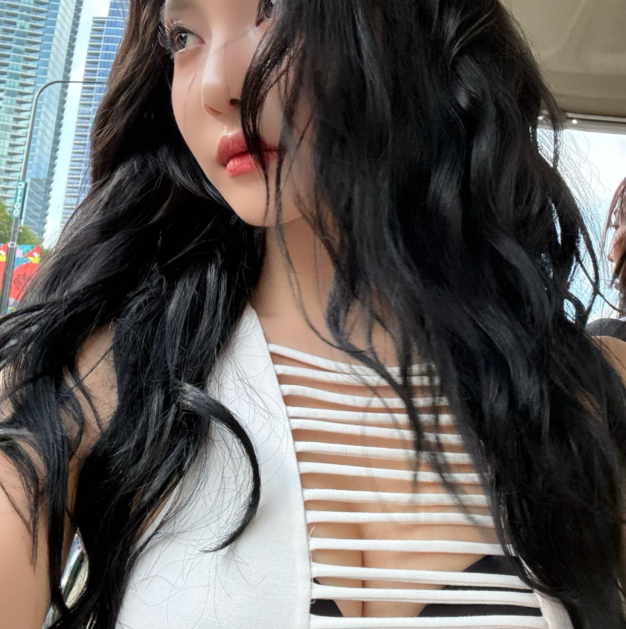 宁艺卓的身材好哇塞