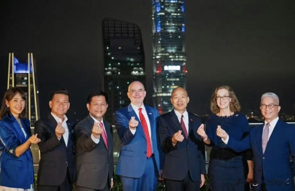 美国建国250周年，看看赖清德与韩国瑜这俩人的行为，就知道为什么岛内这些政客都这
