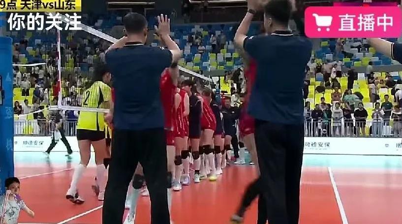 天津女排0：3落败于山东女排可以说是三无，无技术表现无队员站出来无团队精