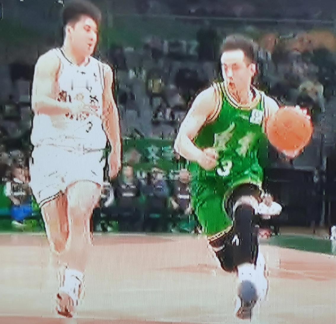 最后三轮悬念挺大，四强顺序有望改写。北京队欲进前四需深圳、广东犯错误；上海队