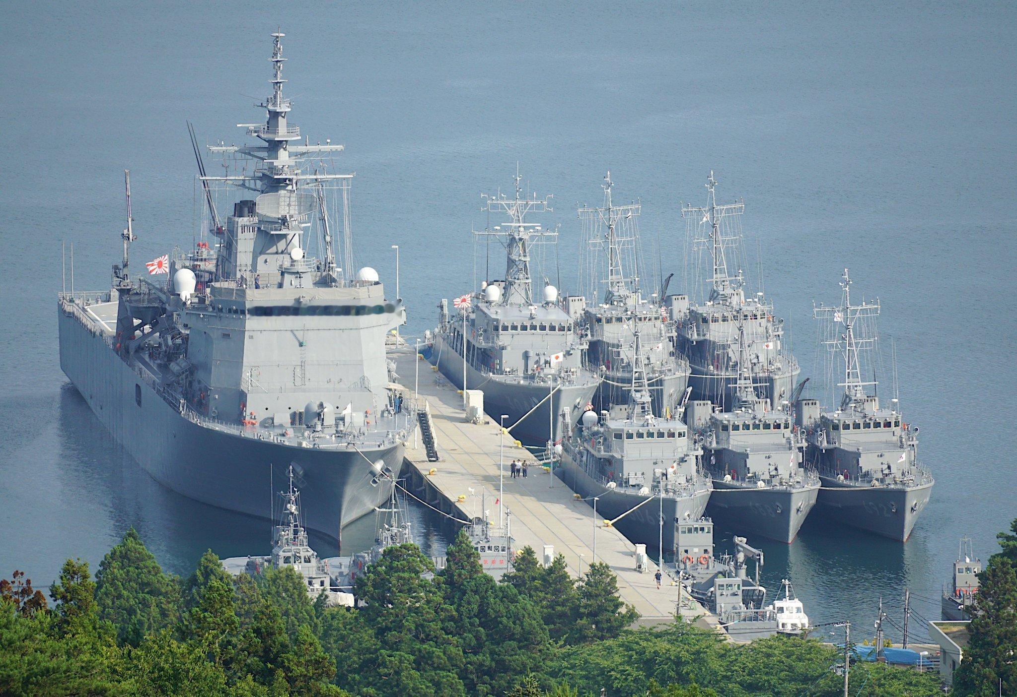 飞扬军事为令和8年度陆奥湾水雷战训练而集结在大湊的日本海上自卫队水陆两用战机雷