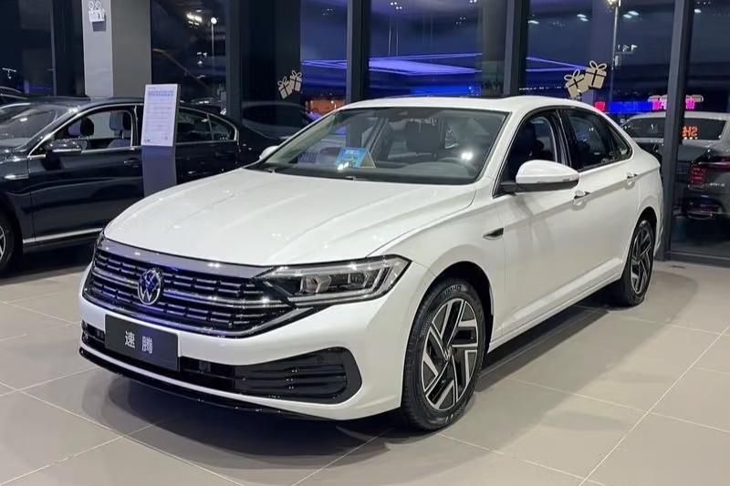 速腾10月销量25038辆，速腾11月销量28861辆，速腾12月销量