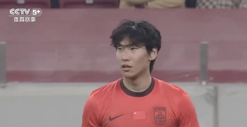 英勇的中国队！上半场中国U23男足0比暂时0比2落后泰国U23男足。本来很多人