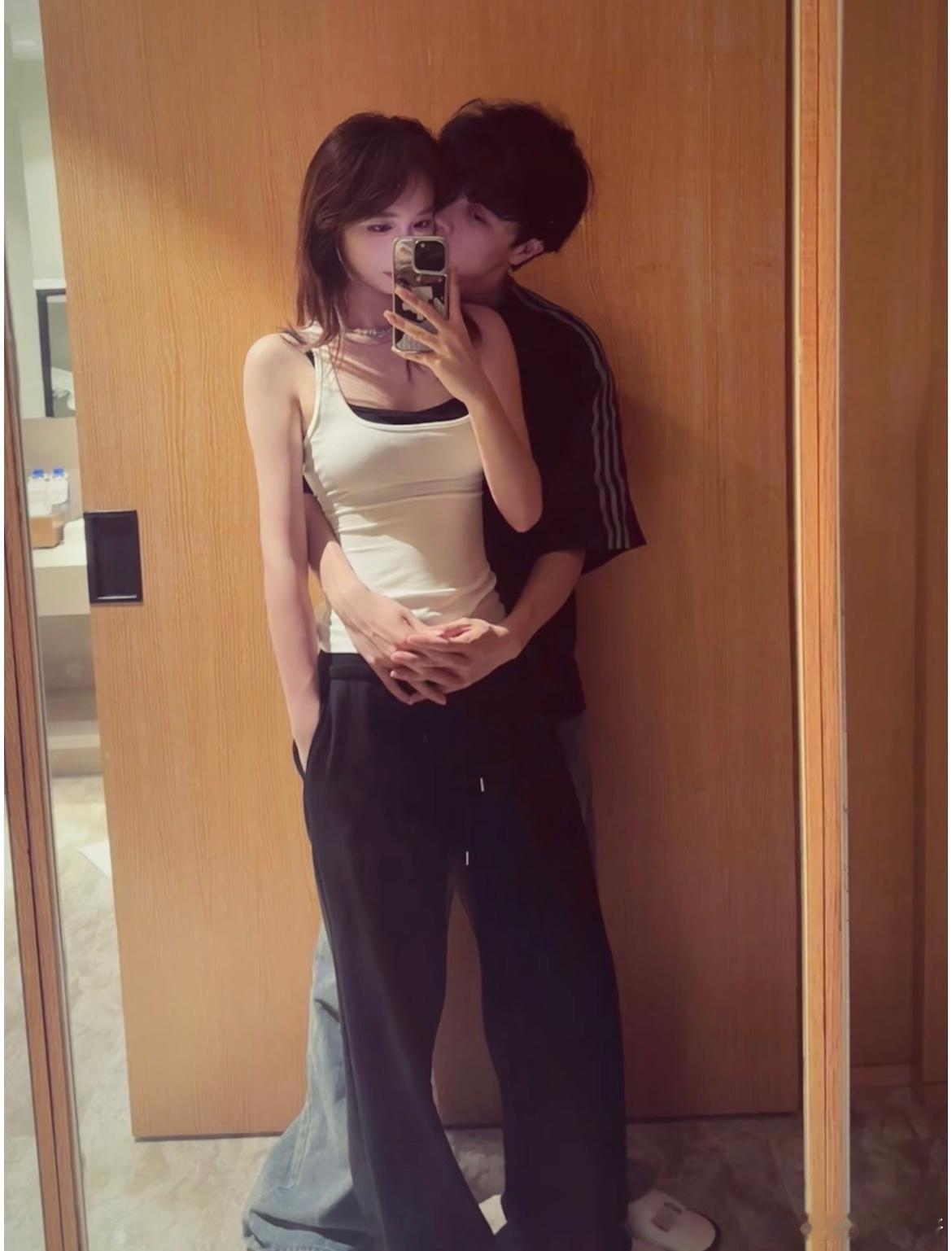和身边的女孩在一起十三年啦​​​